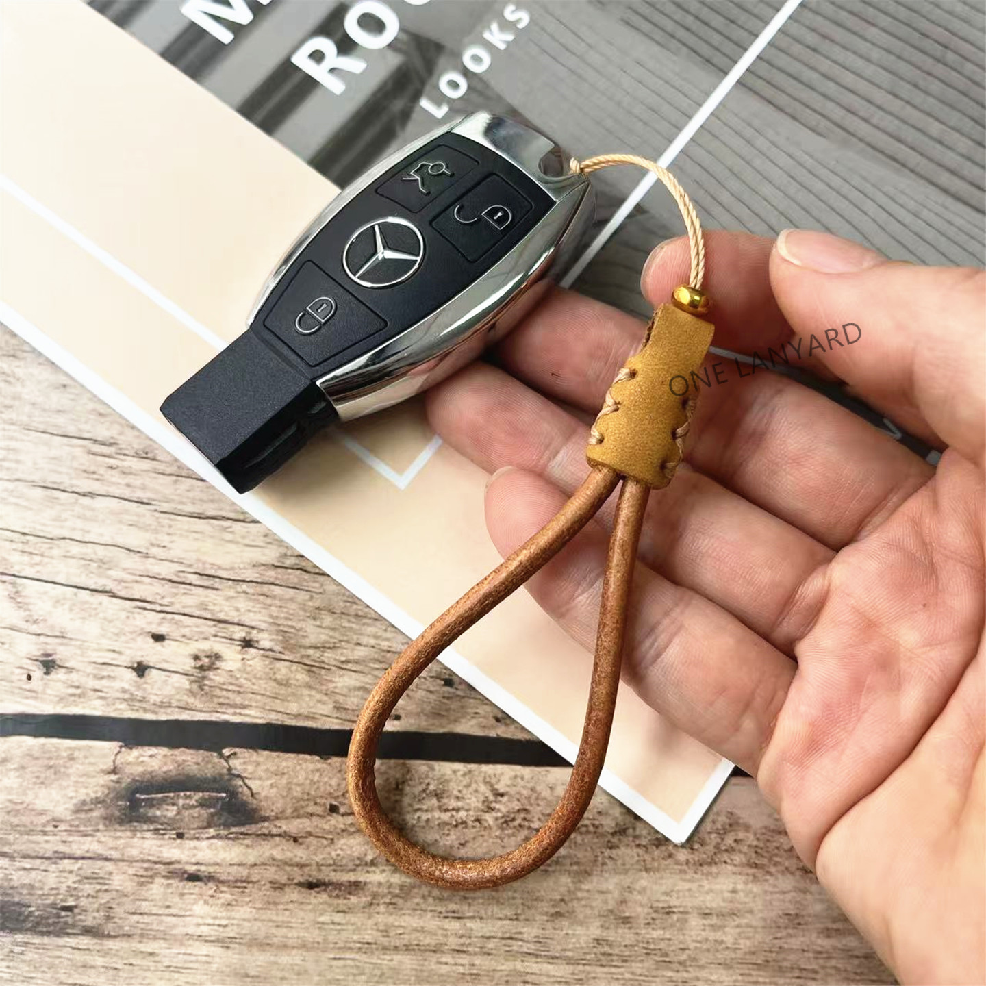 Cellular Keychain Cowhide Key  - Phone Accessories Pictures avaliação e preço